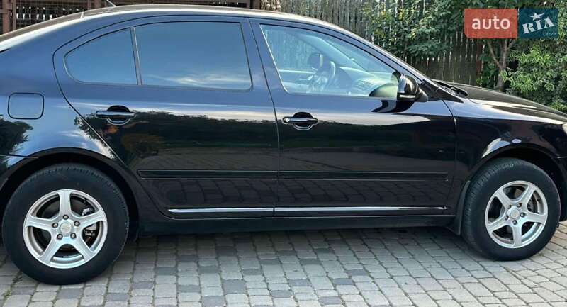 Ліфтбек Skoda Octavia 2010 в Львові
