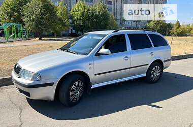 Универсал Skoda Octavia 2003 в Вольногорске