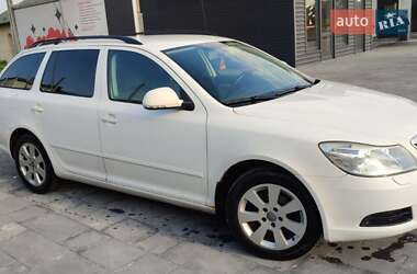 Универсал Skoda Octavia 2010 в 
