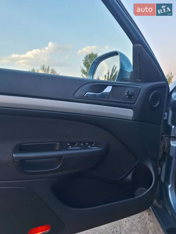 Универсал Skoda Octavia 2009 в Гадяче