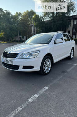 Универсал Skoda Octavia 2012 в Каменском