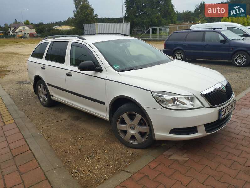 Універсал Skoda Octavia 2009 в Звенигородці