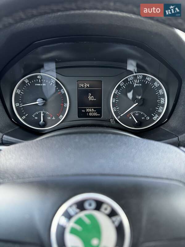 Ліфтбек Skoda Octavia 2011 в Івано-Франківську