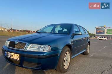 Универсал Skoda Octavia 2002 в 