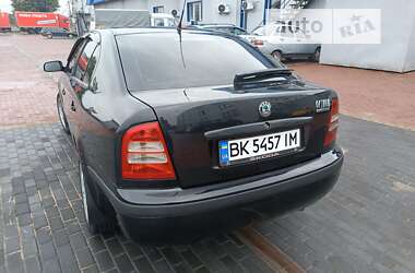 Ліфтбек Skoda Octavia 2007 в Рівному