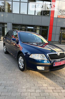 Універсал Skoda Octavia 2008 в Сумах