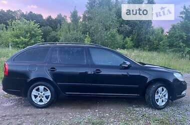 Универсал Skoda Octavia 2010 в Самборе