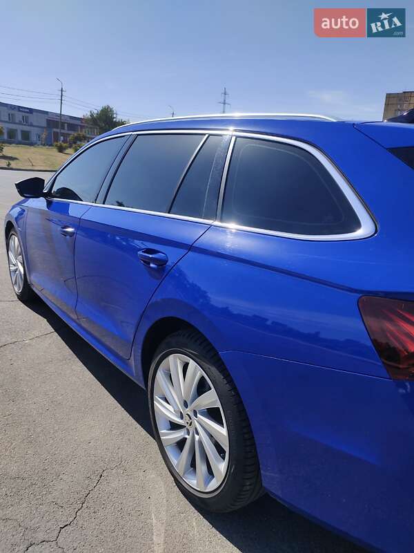 Универсал Skoda Octavia 2021 в Кривом Роге