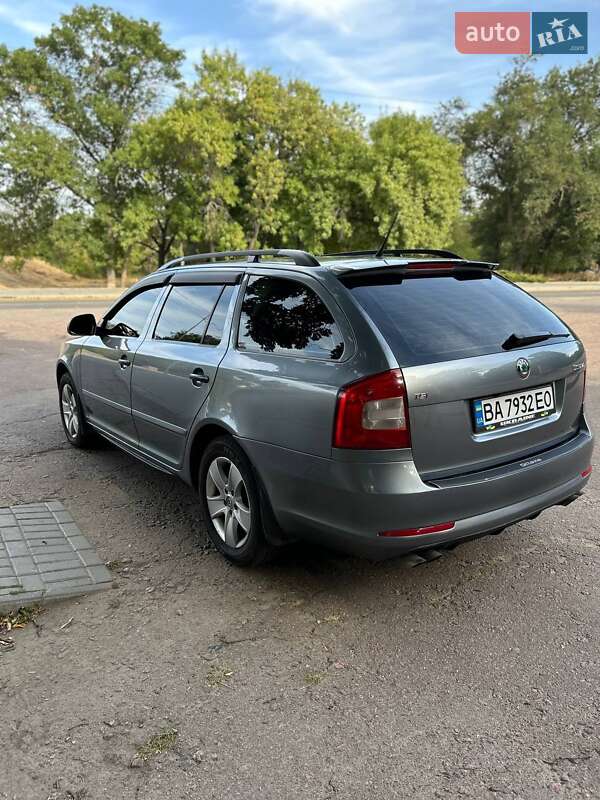 Універсал Skoda Octavia 2012 в Кропивницькому
