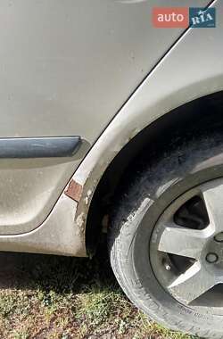 Лифтбек Skoda Octavia 2005 в 