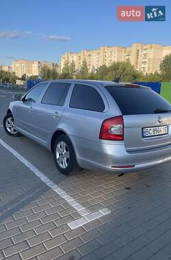 Универсал Skoda Octavia 2011 в Дрогобыче