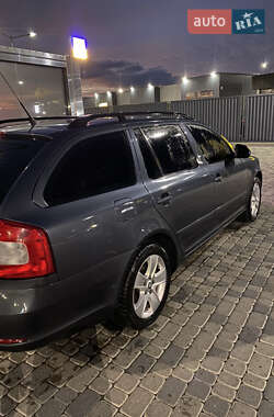 Універсал Skoda Octavia 2009 в 