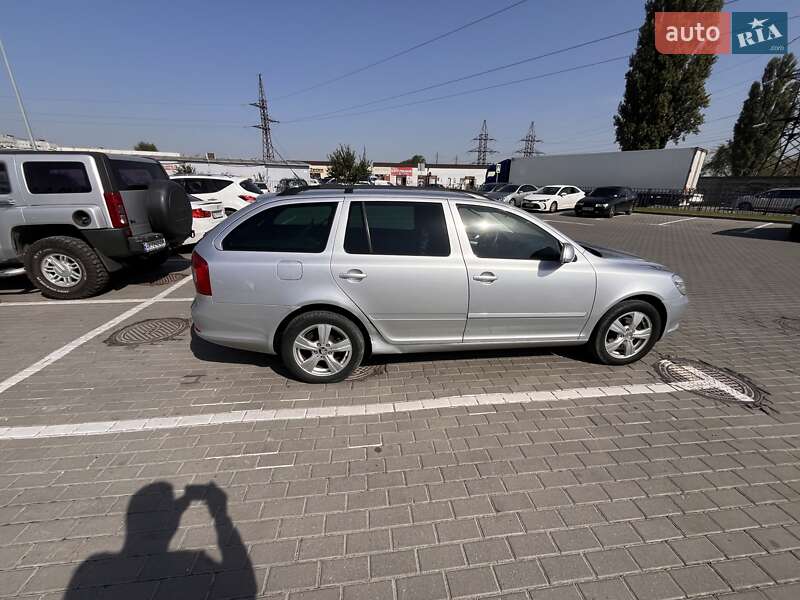 Універсал Skoda Octavia 2010 в Львові