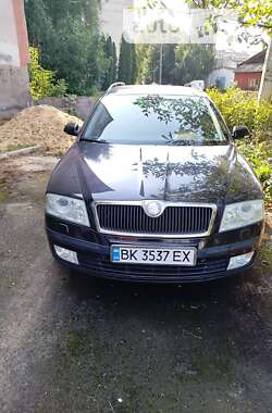 Универсал Skoda Octavia 2007 в Сарнах