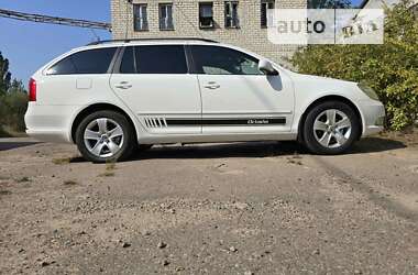 Універсал Skoda Octavia 2012 в Житомирі