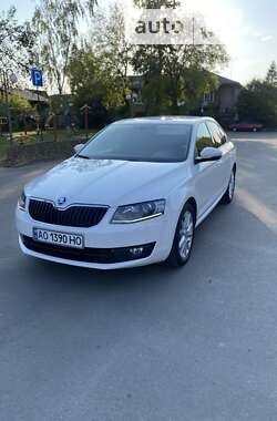 Лифтбек Skoda Octavia 2015 в Тячеве