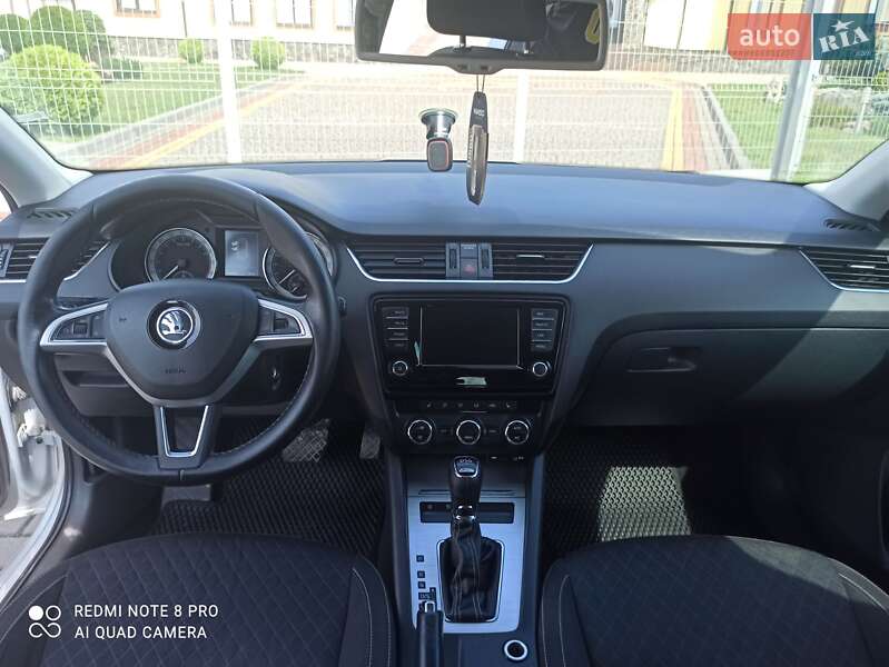 Универсал Skoda Octavia 2015 в Николаеве