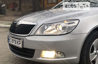 Универсал Skoda Octavia 2012 в Дрогобыче