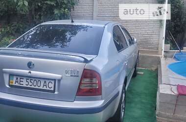 Лифтбек Skoda Octavia 2004 в Днепре