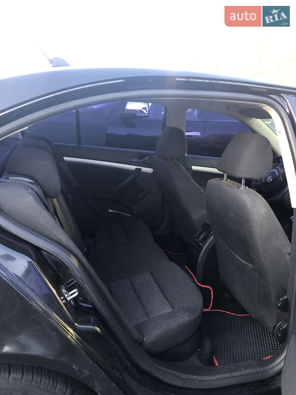 Лифтбек Skoda Octavia 2010 в Киеве