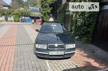 Ліфтбек Skoda Octavia 2002 в Хусті