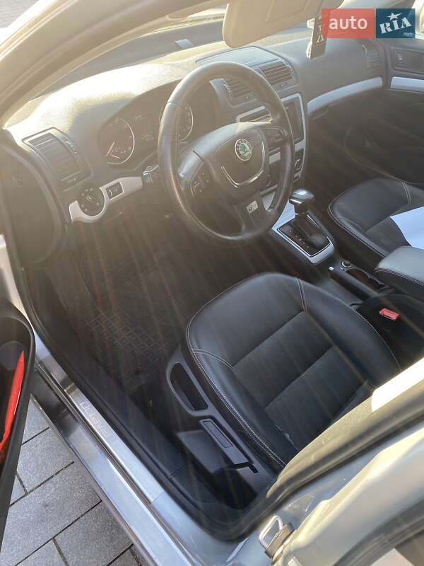 Ліфтбек Skoda Octavia 2010 в Києві фото 8 Ліфтбек Skoda Octavia 2010 в Києві