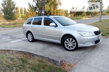 Универсал Skoda Octavia 2008 в Вараше