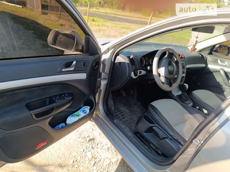 Универсал Skoda Octavia 2010 в Нижними Становцами