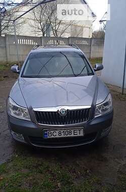 Універсал Skoda Octavia 2012 в Мостиській