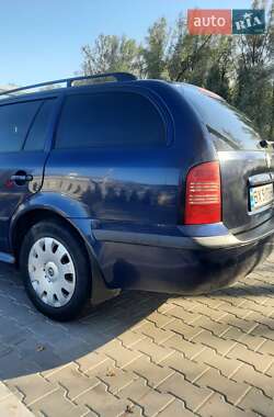 Универсал Skoda Octavia 2001 в 