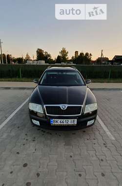 Универсал Skoda Octavia 2006 в Вараше