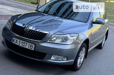 Ліфтбек Skoda Octavia 2012 в Кам'янському