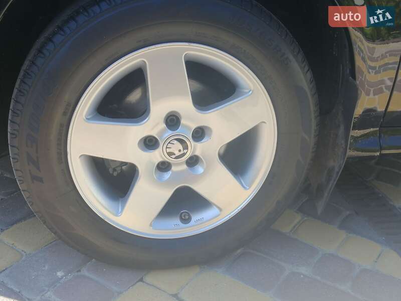 Лифтбек Skoda Octavia 2002 в Тернополе
