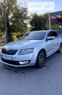 Універсал Skoda Octavia 2013 в Золотоноші