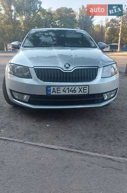 Універсал Skoda Octavia 2013 в Дніпрі