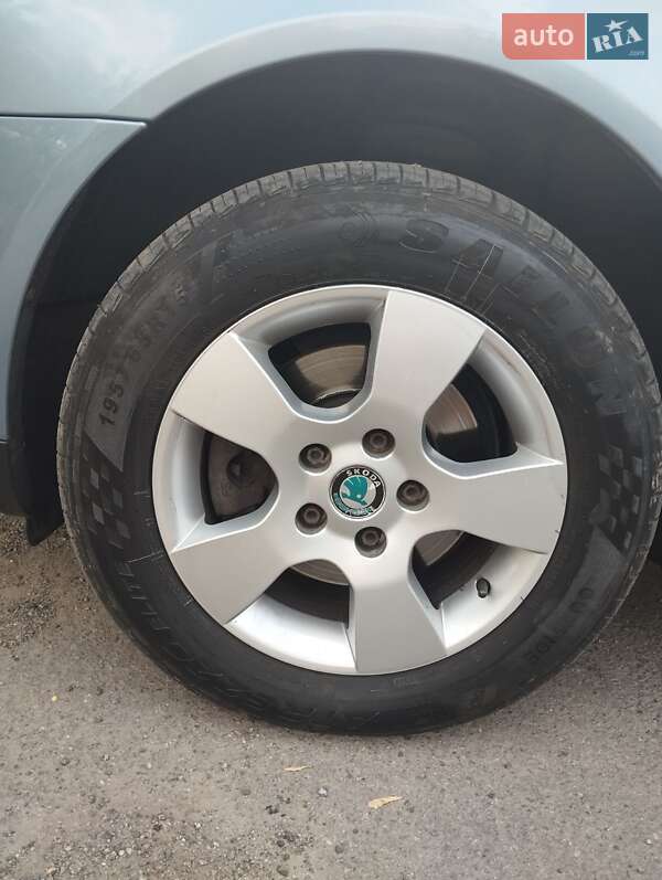 Ліфтбек Skoda Octavia 2008 в Києві