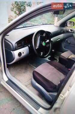 Лифтбек Skoda Octavia 1999 в 