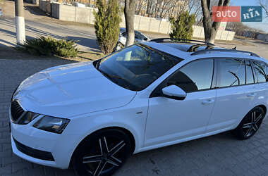 Универсал Skoda Octavia 2017 в 