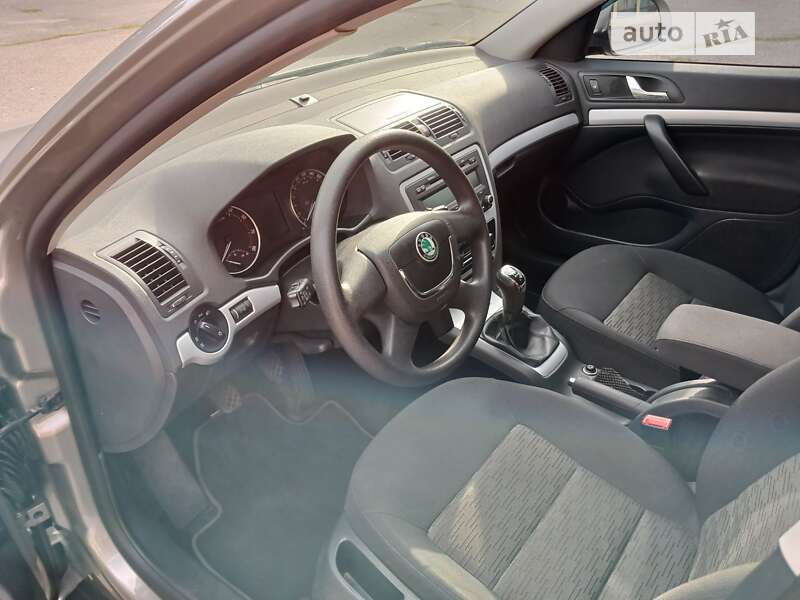 Ліфтбек Skoda Octavia 2011 в Ставищі