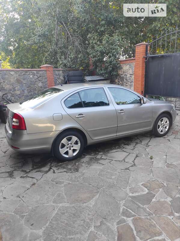 Ліфтбек Skoda Octavia 2009 в Києві