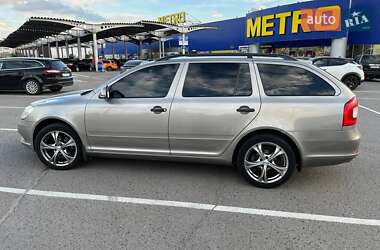 Универсал Skoda Octavia 2009 в 