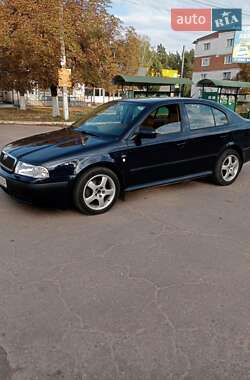 Лифтбек Skoda Octavia 2002 в Иршанске