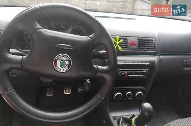 Лифтбек Skoda Octavia 2008 в 