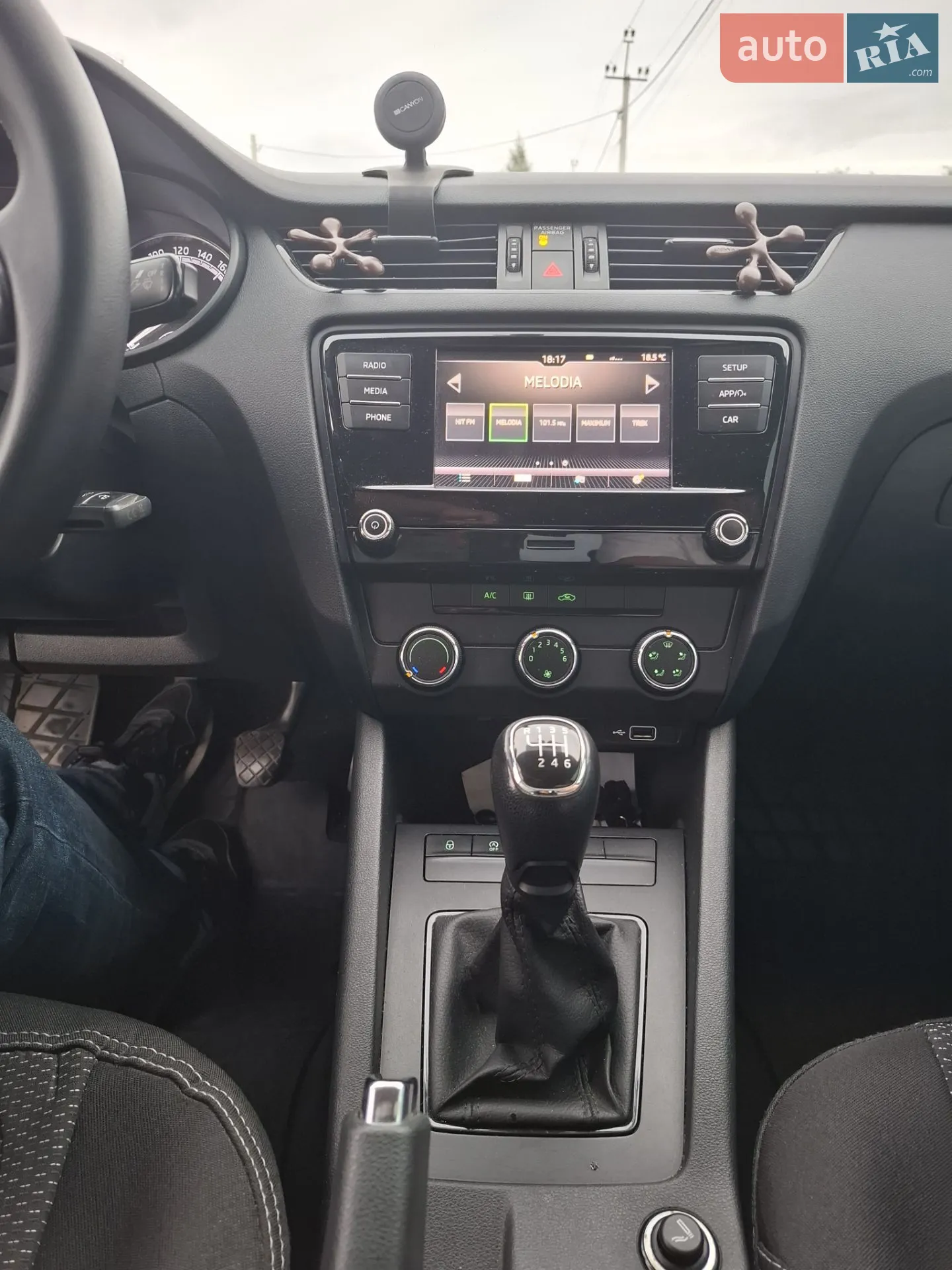 2019 Skoda Octavia - мініатюра 10