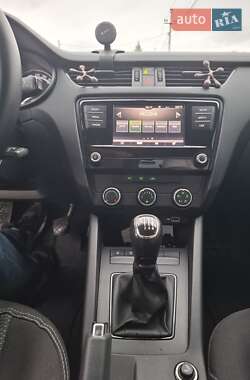 Ліфтбек Skoda Octavia 2019 в 