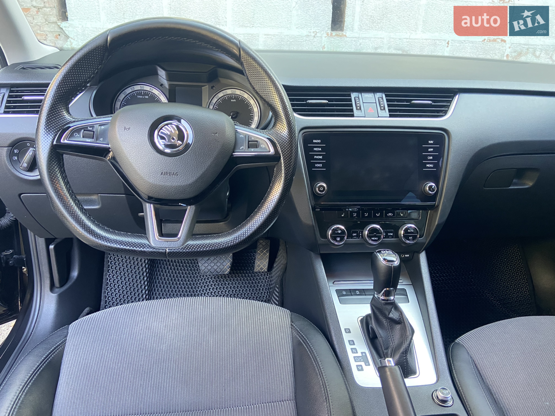 2017 Skoda Octavia - мініатюра 6