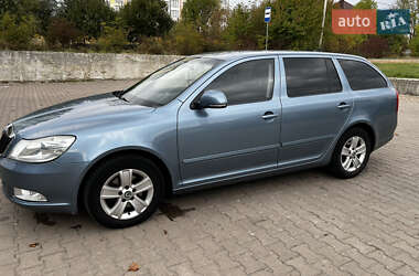 Універсал Skoda Octavia 2009 в 