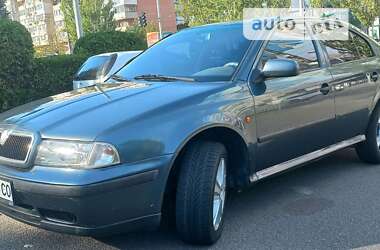 Лифтбек Skoda Octavia 2000 в Днепре