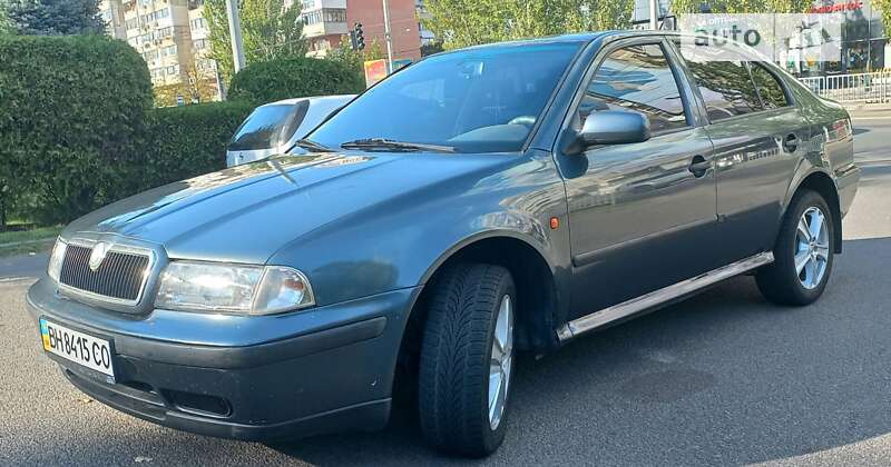 Ліфтбек Skoda Octavia 2000 в Дніпрі