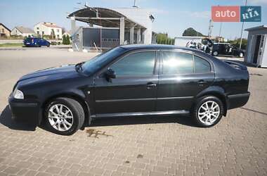 Лифтбек Skoda Octavia 2007 в Городке